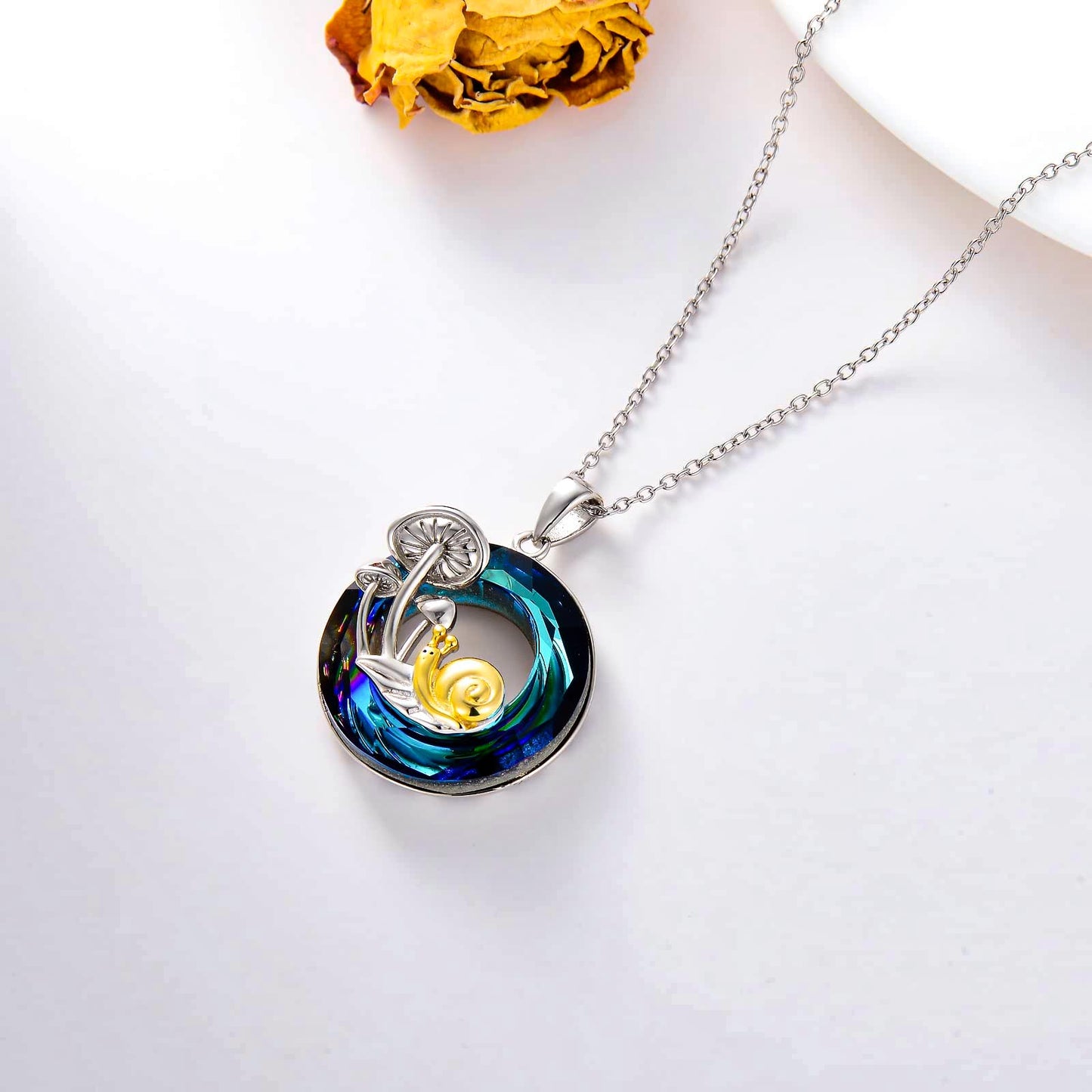 S925 Snail Crystal Necklace