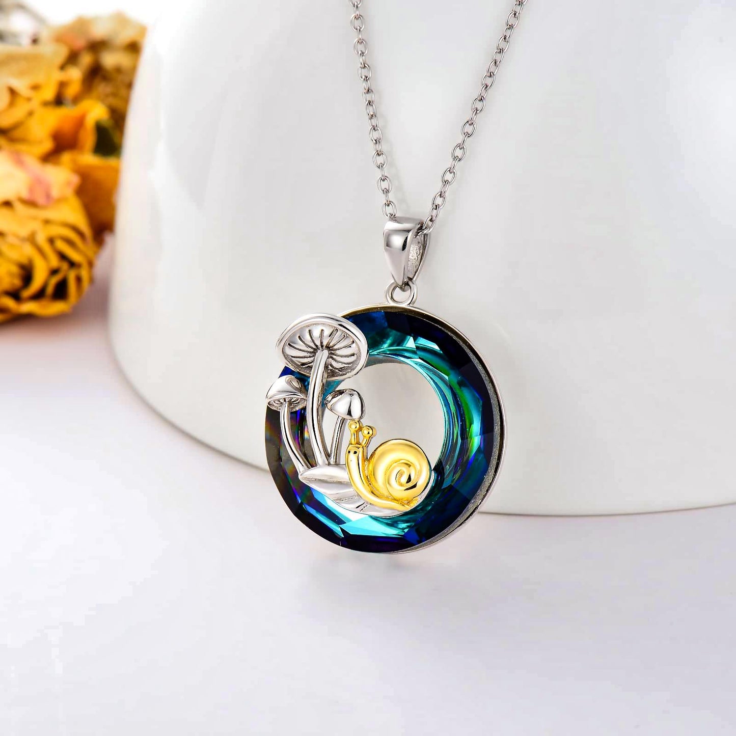 S925 Snail Crystal Necklace